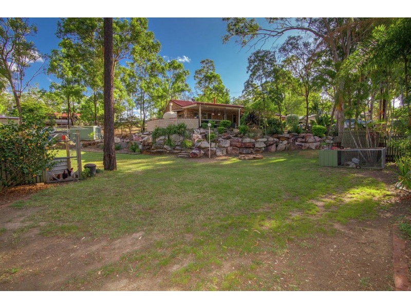 41 Glenross Drive, Pine Mountain QLD 4306