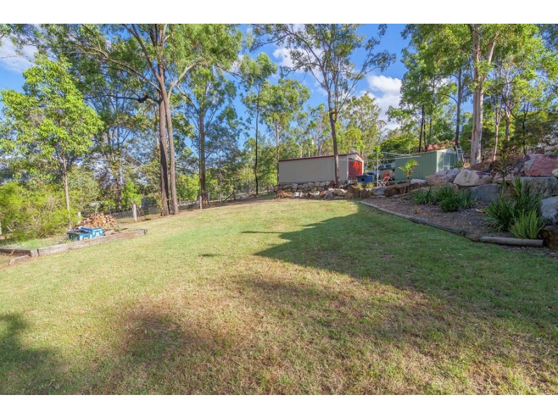 41 Glenross Drive, Pine Mountain QLD 4306