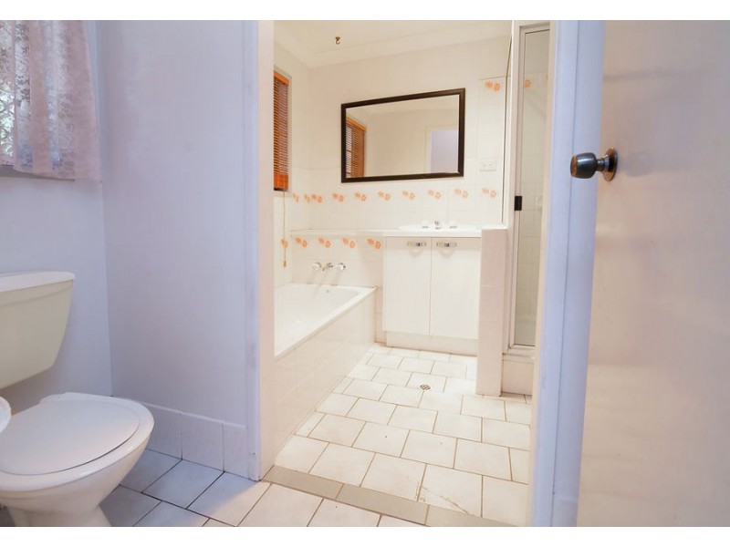 12 Ashwood Court, Brightview QLD 4311