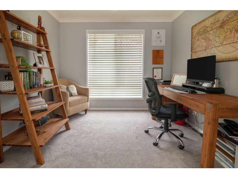 16 Oprah Court, Brassall QLD 4305