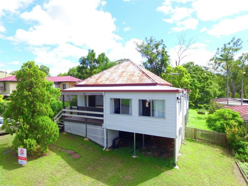 15 Alice Street, Blackstone QLD 4304