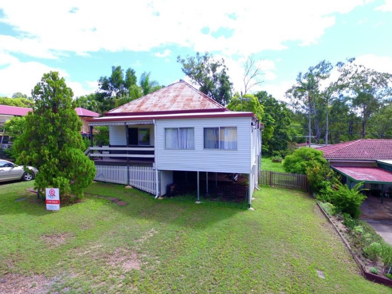 15 Alice Street, Blackstone QLD 4304