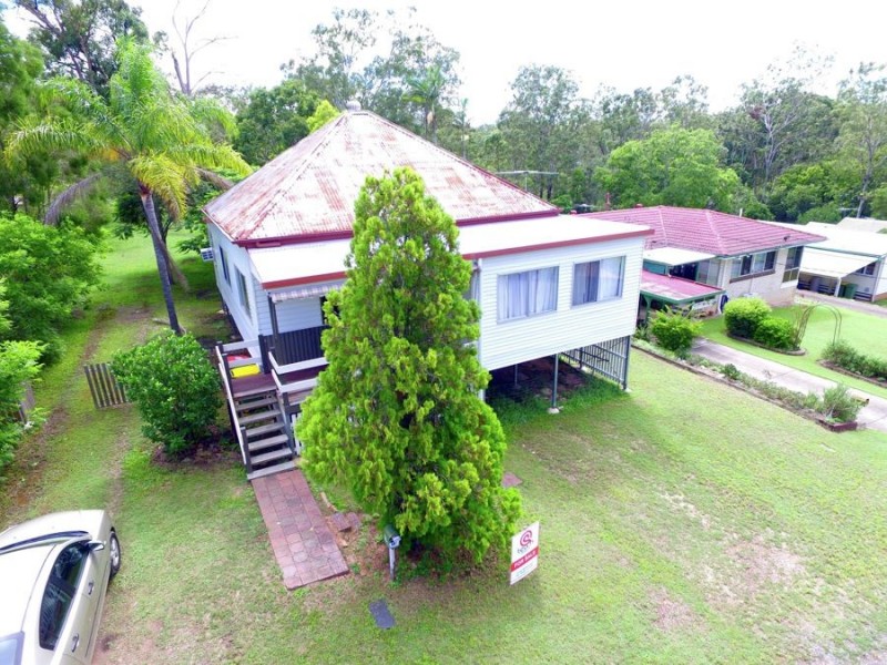 15 Alice Street, Blackstone QLD 4304