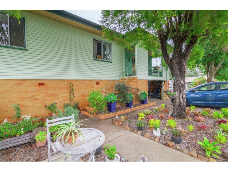 1 Bottomley Street, Brassall QLD 4305