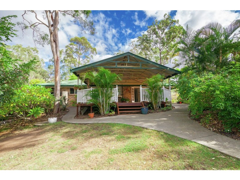 8-12 Klipspringer Court, Greenbank QLD 4124