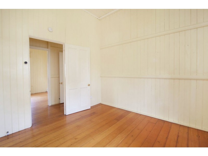 6 Herbert Street, Sadliers Crossing QLD 4305