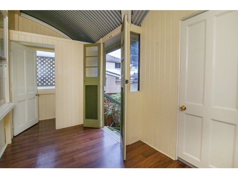 6 Herbert Street, Sadliers Crossing QLD 4305