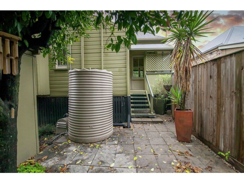6 Herbert Street, Sadliers Crossing QLD 4305