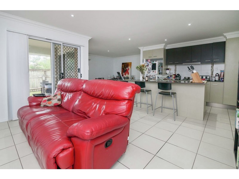95 Girraween Drive, Springfield Lakes QLD 4300