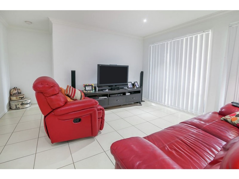 95 Girraween Drive, Springfield Lakes QLD 4300