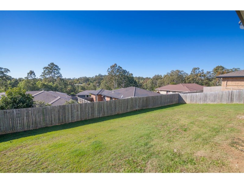6 Dior Place, Wulkuraka QLD 4305