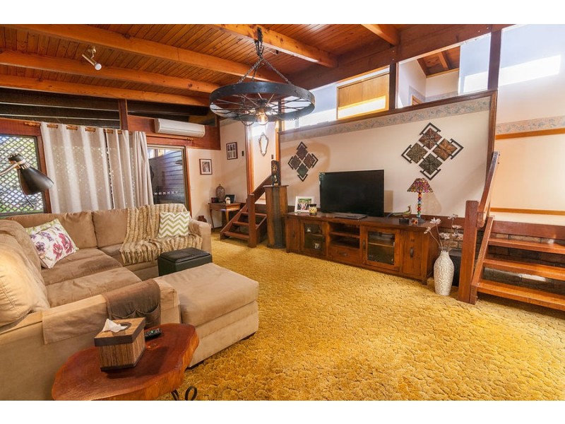 98-104 Velvet Street, Pine Mountain QLD 4306