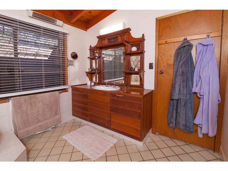 98-104 Velvet Street, Pine Mountain QLD 4306