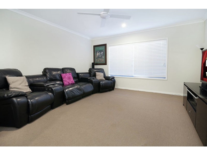 22 Waterfern Way, Ripley QLD 4306