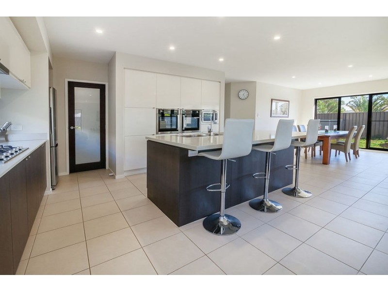 22 Waterfern Way, Ripley QLD 4306