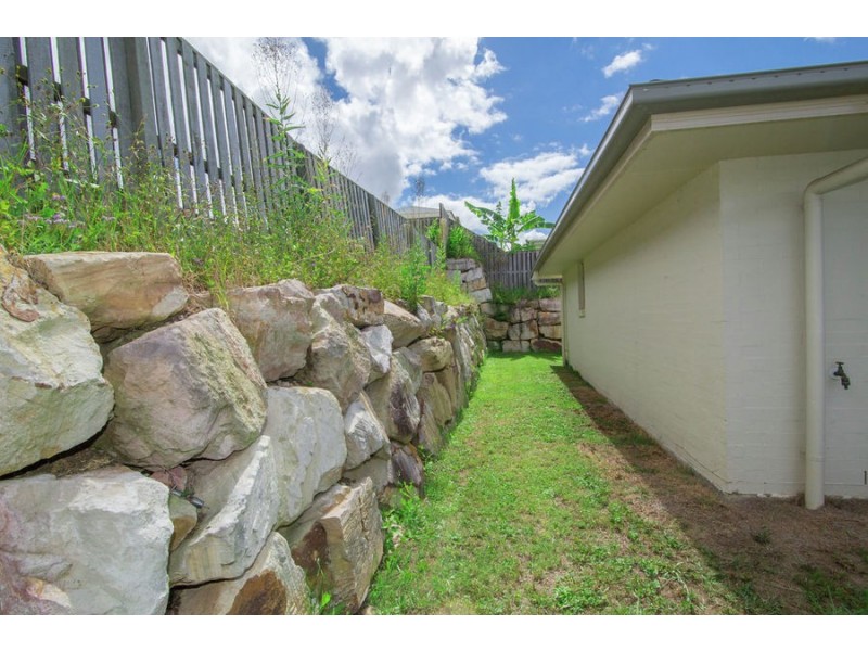 237 Alawoona Street, Redbank Plains QLD 4301