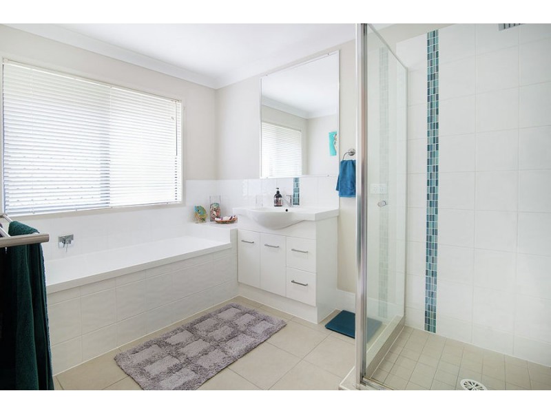 48 Shamrock Court, Chuwar QLD 4306