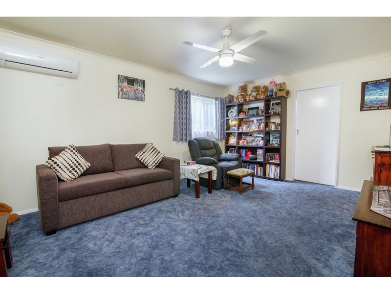 28 Hall Street, Yamanto QLD 4305