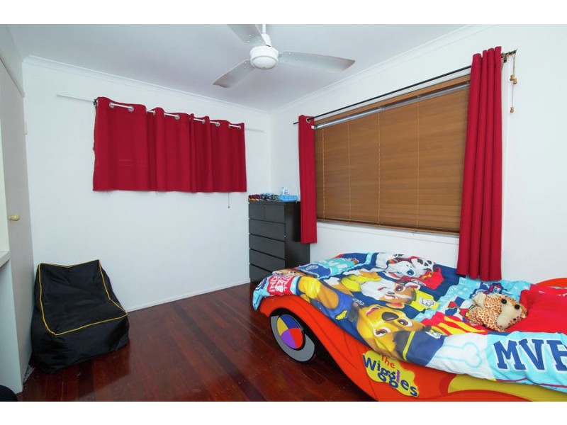 28 Hall Street, Yamanto QLD 4305