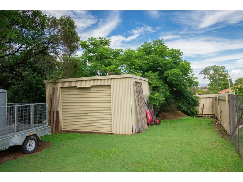 28 Hall Street, Yamanto QLD 4305