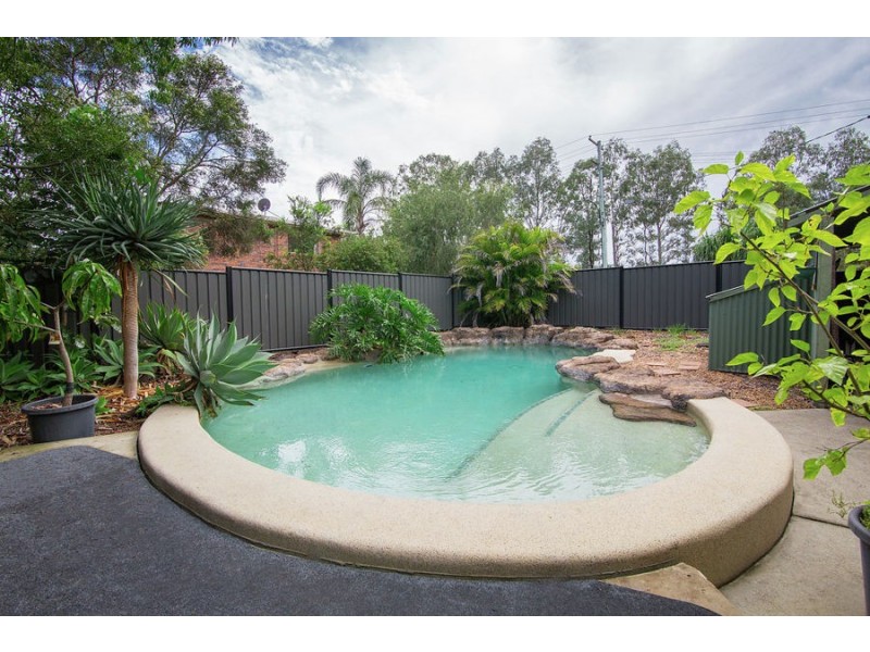 28 Hall Street, Yamanto QLD 4305