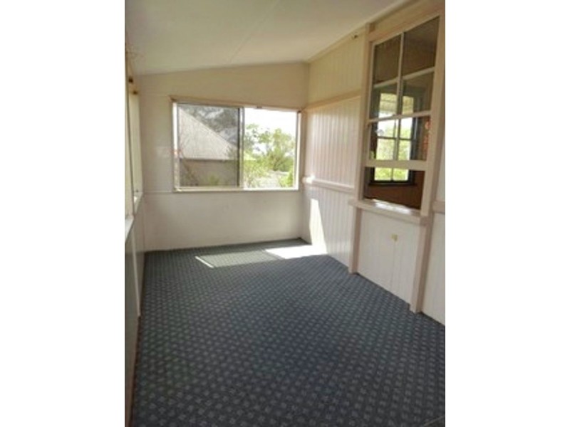 3 Simpson Street, North Ipswich QLD 4305