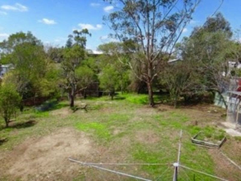 3 Simpson Street, North Ipswich QLD 4305