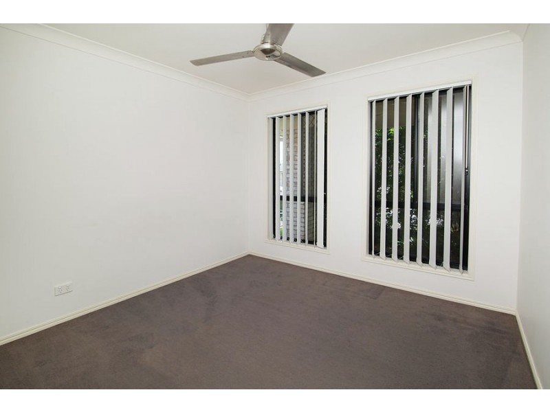 11 Pencarrow Crescent, Raceview QLD 4305