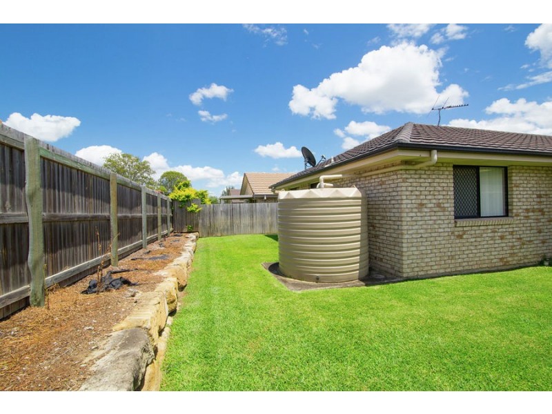 11 Pencarrow Crescent, Raceview QLD 4305