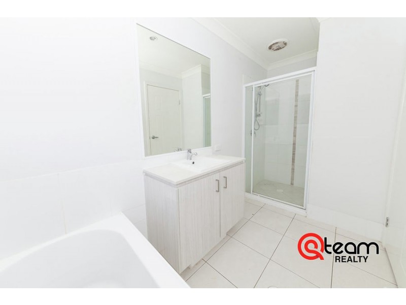 4 Brightwood Place, Fernvale QLD 4306