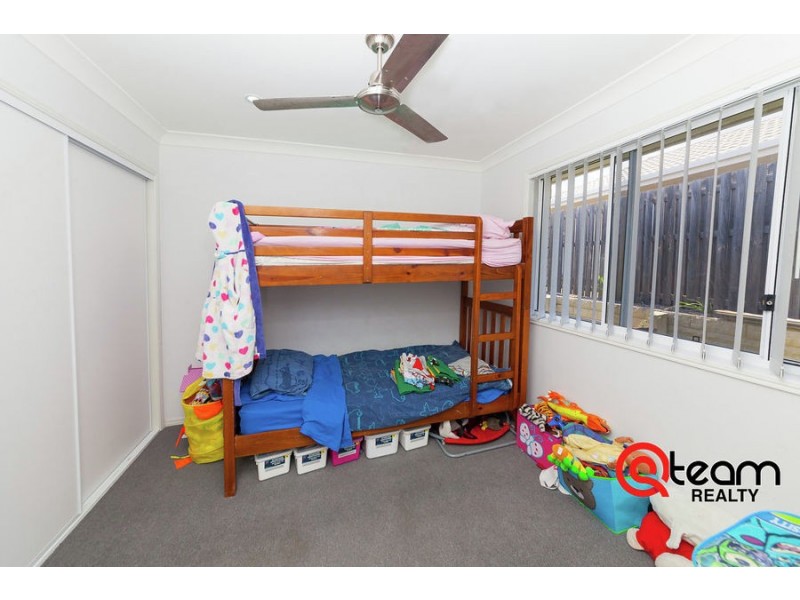 4 Brightwood Place, Fernvale QLD 4306