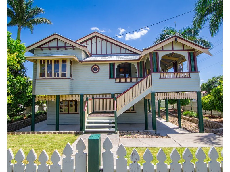 146 Blackstone Road, Silkstone QLD 4304