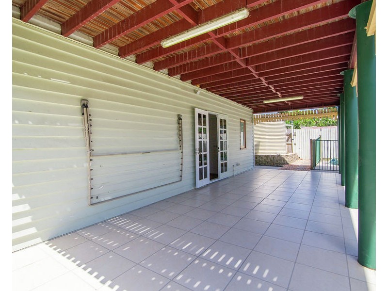 146 Blackstone Road, Silkstone QLD 4304
