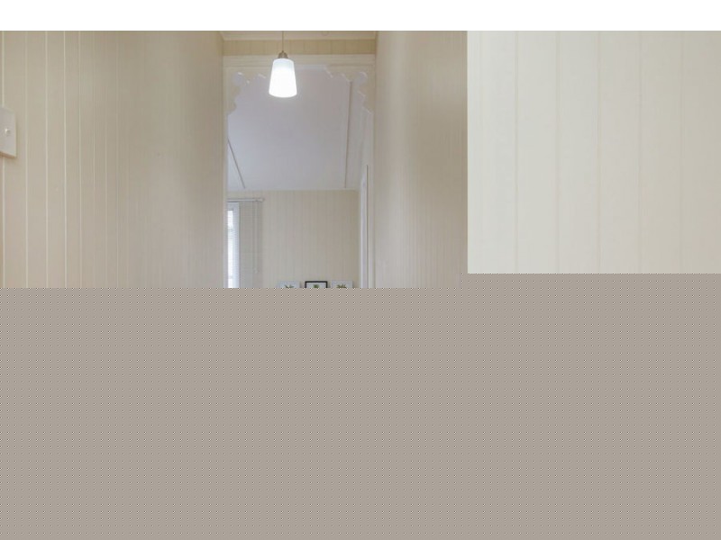 28 Woodford Street, One Mile QLD 4305