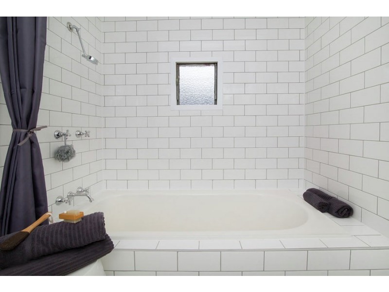 28 Woodford Street, One Mile QLD 4305