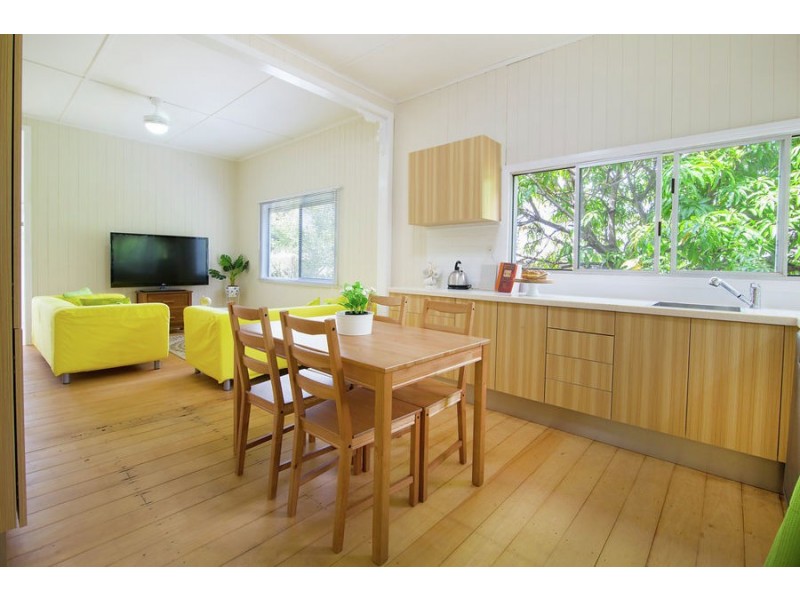 28 Woodford Street, One Mile QLD 4305