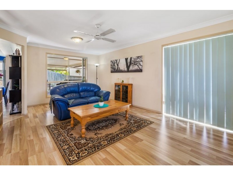 7 Calverton Court, Brassall QLD 4305