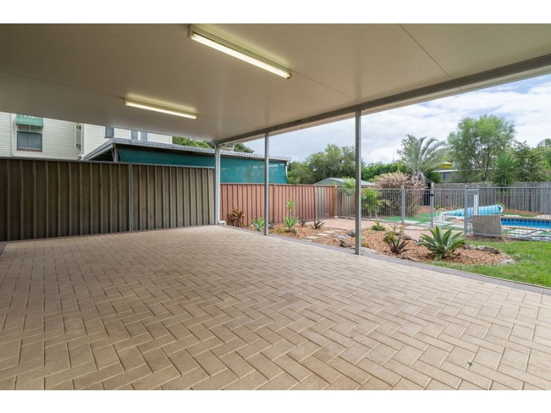 4 Duce Street, Bundamba QLD 4304