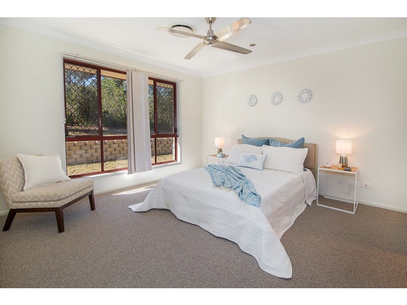 13 Cabernet Crescent, Pine Mountain QLD 4306