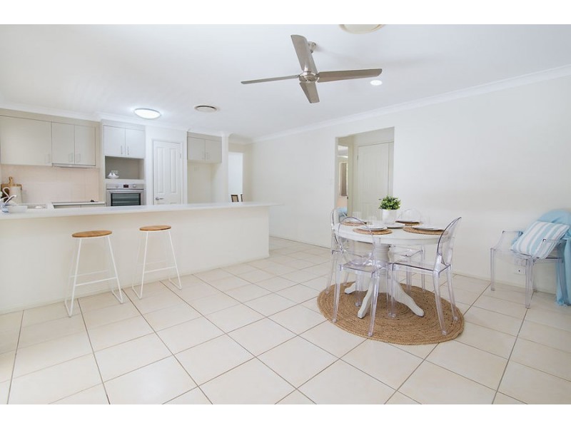 13 Cabernet Crescent, Pine Mountain QLD 4306