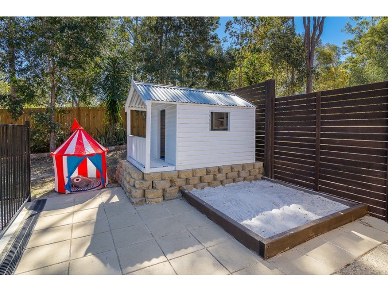13 Cabernet Crescent, Pine Mountain QLD 4306