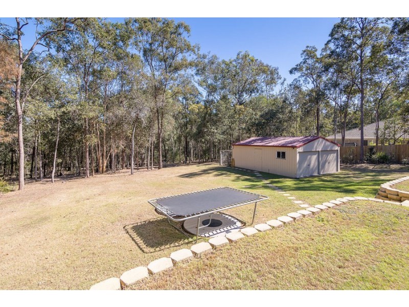 13 Cabernet Crescent, Pine Mountain QLD 4306