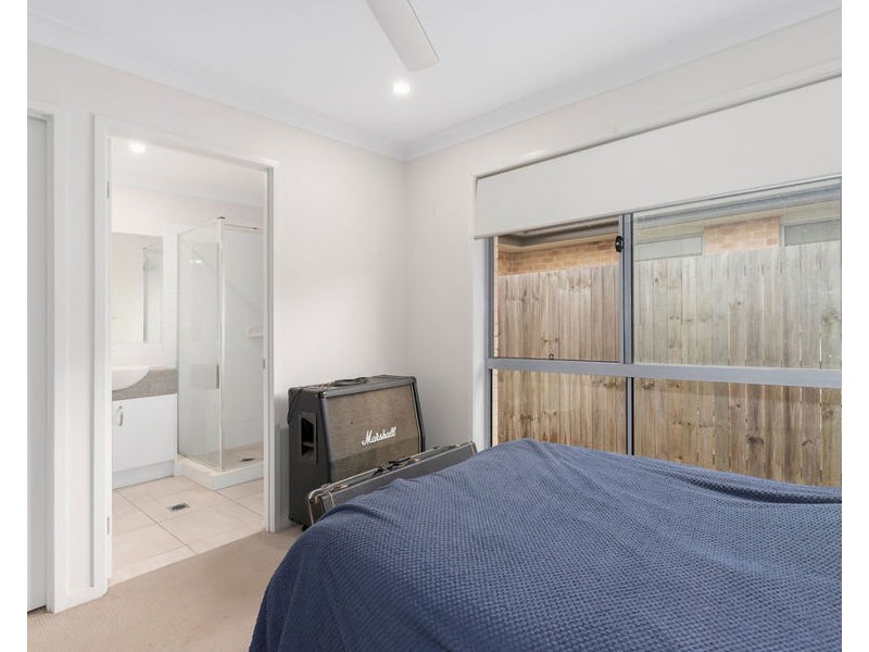 6 Georgina Place, Brassall QLD 4305