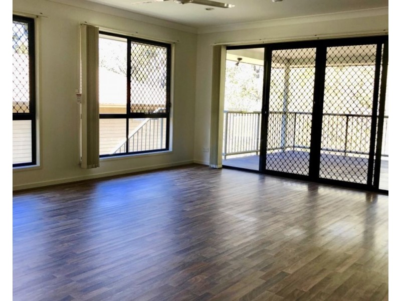 27 Andrew Walker Drive, Goodna QLD 4300