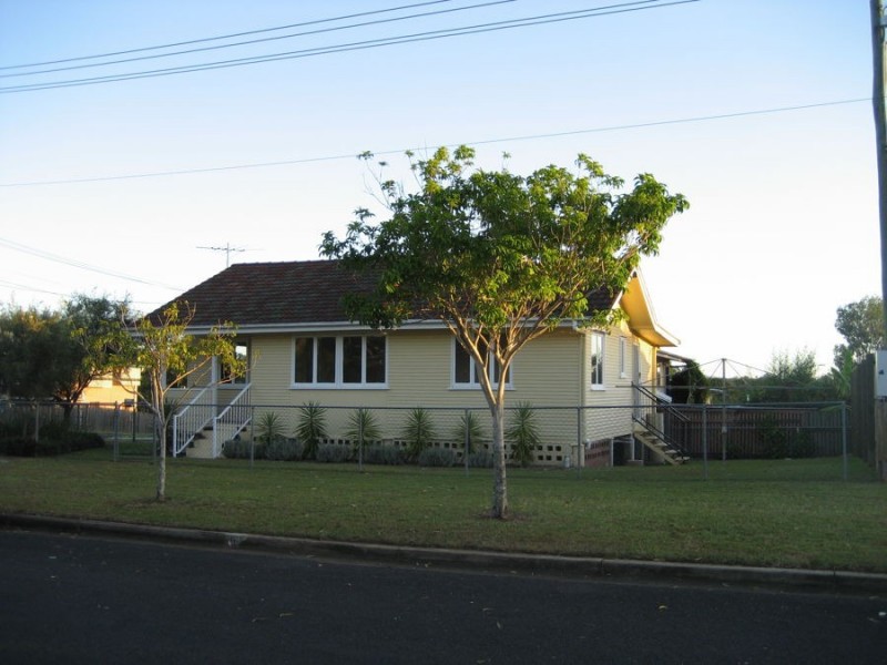 18 Bellhaven Drive, Bundamba QLD 4304