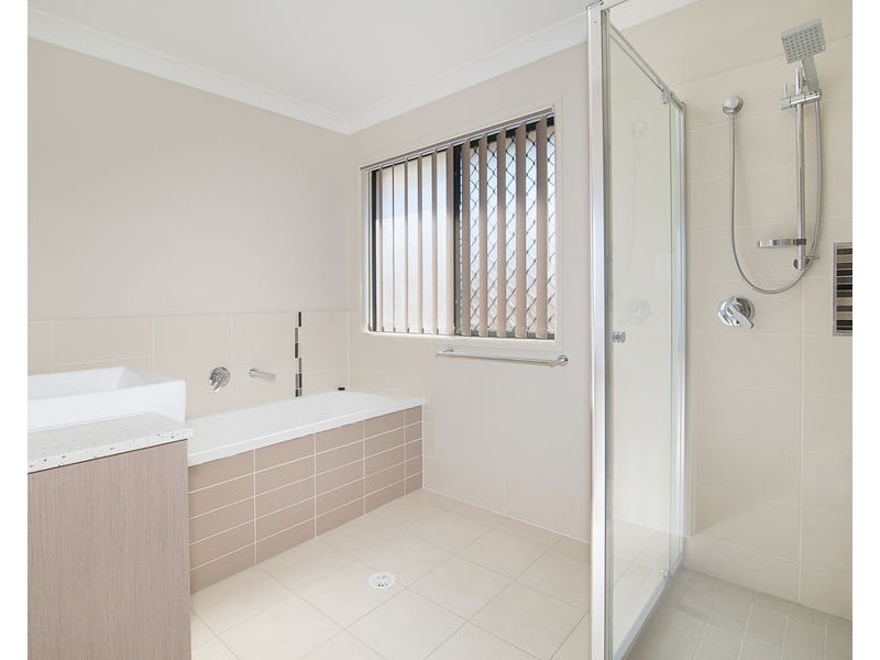 21A Siemons St, One Mile QLD 4305