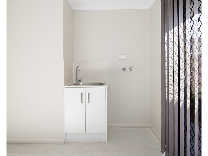 21A Siemons St, One Mile QLD 4305