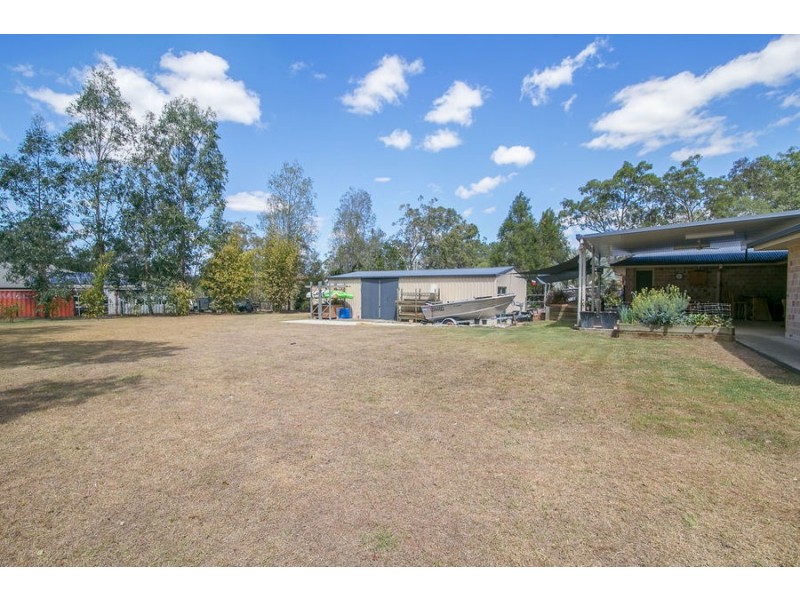 28 Cabernet Crescent, Pine Mountain QLD 4306