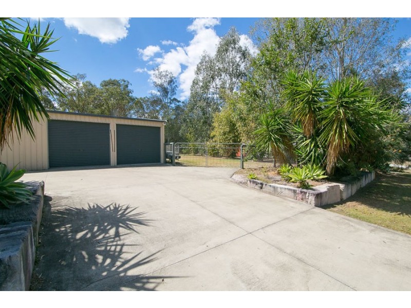 28 Cabernet Crescent, Pine Mountain QLD 4306
