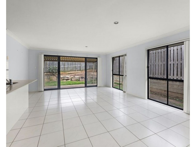 12 Julia Street, Brassall QLD 4305